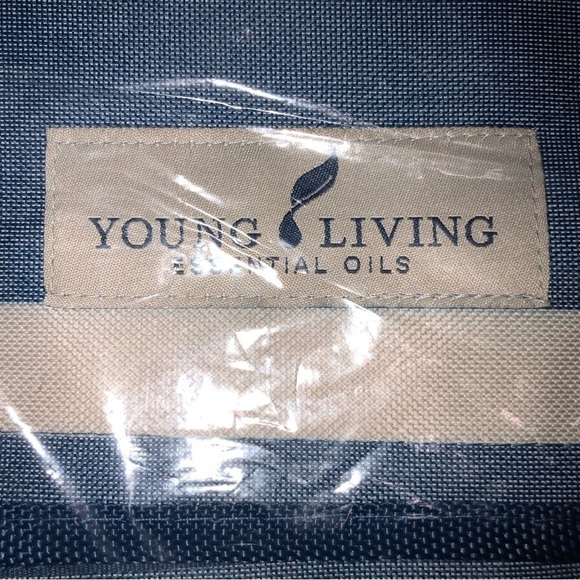Young Living Picnic Blanket Blue Beige 50”x60” Indoor Outdoor NEW - Picture 3 of 5